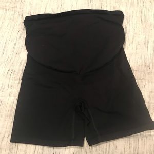 Belly Bandit Thighs Disguise Maternity Shorts